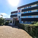 Ibis Porte D'angleterre 3*