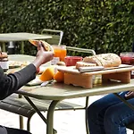 Ibis Porte D'angleterre Hotel