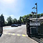 Ibis Porte D'angleterre فندق كان