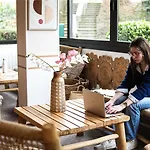 Ibis Porte D'angleterre Hotel 3*