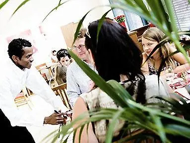 Ibis Porte D'angleterre ホテル カーン