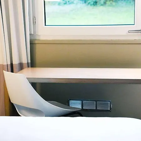 Hotel Ibis Porte D'angleterre Caen