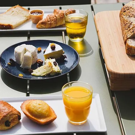 Ibis Porte D'angleterre カーン