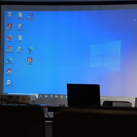 ホテル Ibis Porte D'angleterre