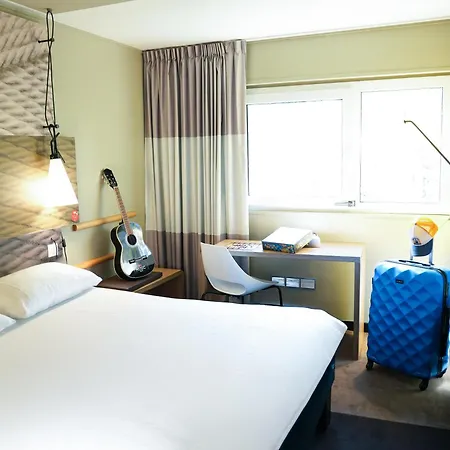 Ibis Caen Porte D'angleterre Hotel 3*