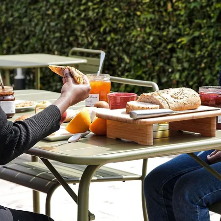 Ibis Porte D'angleterre ホテル