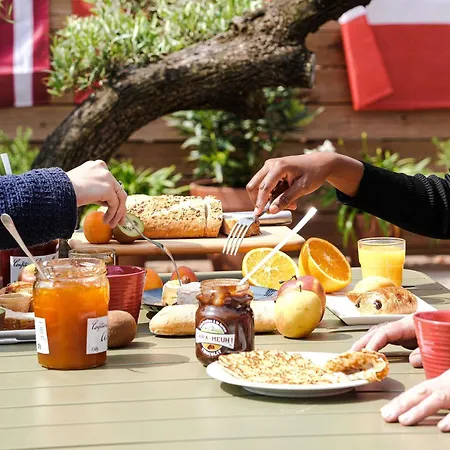 Hotel Ibis Porte D'angleterre 3*