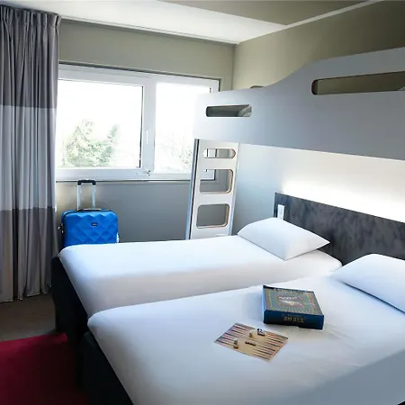 Ibis Porte D’angleterre 3*