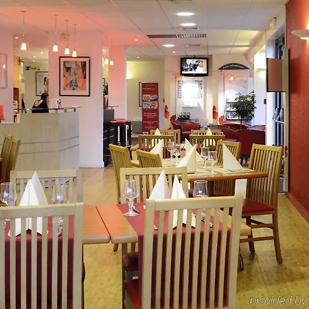 Ibis Porte D'angleterre 3* Кан
