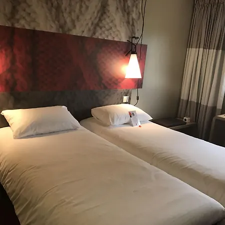 Ibis Caen Porte D'angleterre Hotel 3*