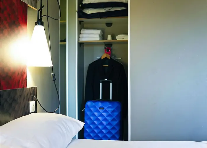 Ibis Porte D'angleterre 3* Caen